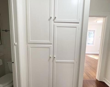 5930 Hesperia Avenue - Photo Thumbnail 17