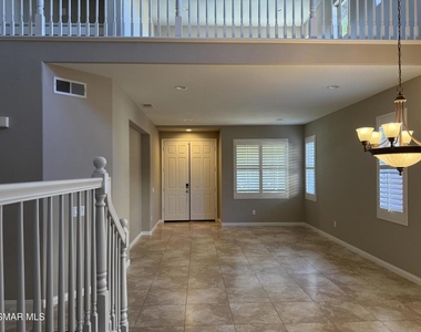 424 Knollwood Drive - Photo Thumbnail 13