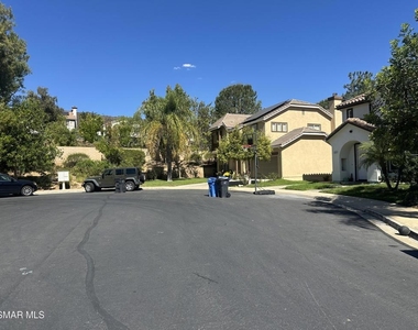 224 Rustling Heights Court - Photo Thumbnail 24