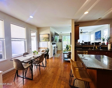 224 Rustling Heights Court - Photo Thumbnail 3