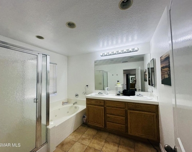 224 Rustling Heights Court - Photo Thumbnail 14