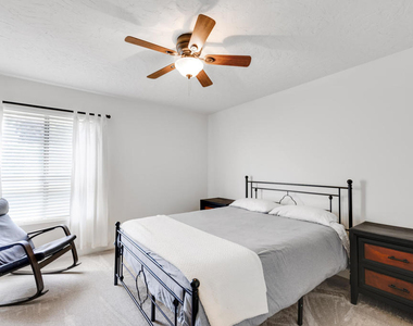 1150 E Palm Canyon Drive - Photo Thumbnail 18