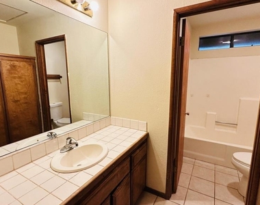 54315 Pine Crest Avenue - Photo Thumbnail 19