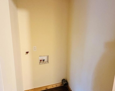 54315 Pine Crest Avenue - Photo Thumbnail 18