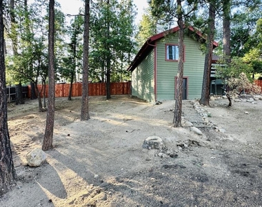54315 Pine Crest Avenue - Photo Thumbnail 24