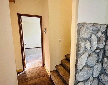 54315 Pine Crest Avenue - Photo Thumbnail 9