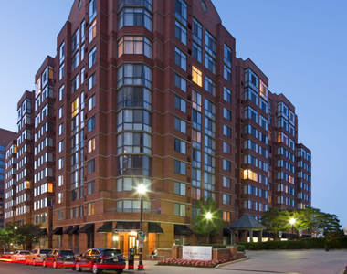 1415 North Taft Street - Photo Thumbnail 3