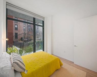 Halsey Street - Photo Thumbnail 7