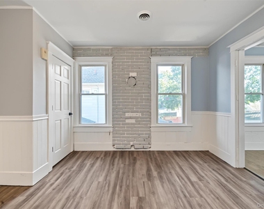 18 Chestnut Street - Photo Thumbnail 16