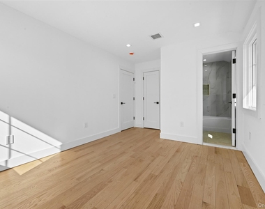 38-24 215th Street - Photo Thumbnail 11