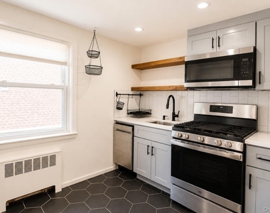 545 E Park Avenue - Photo Thumbnail 15
