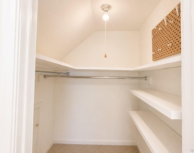 545 E Park Avenue - Photo Thumbnail 20