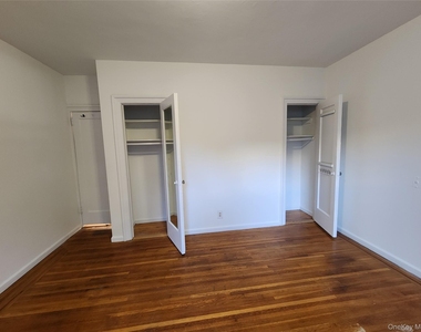 77-20 Austin Street - Photo Thumbnail 18