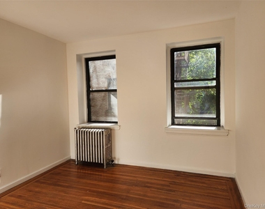 77-20 Austin Street - Photo Thumbnail 10