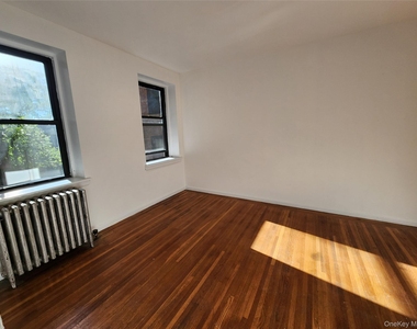 77-20 Austin Street - Photo Thumbnail 8