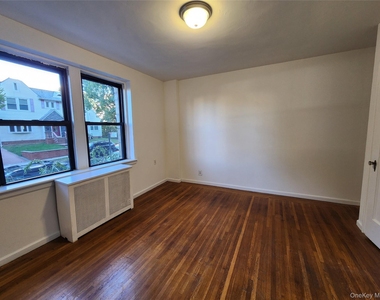 77-20 Austin Street - Photo Thumbnail 17