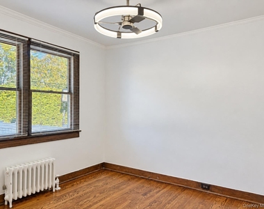 72 Primrose Avenue - Photo Thumbnail 13