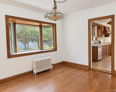 72 Primrose Avenue - Photo Thumbnail 4