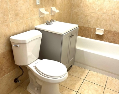 82-81 88th Pl - Photo Thumbnail 9