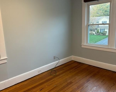 26 Frederick Avenue - Photo Thumbnail 2
