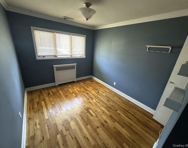 648 Dogwood Avenue - Photo Thumbnail 14