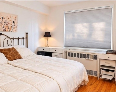 601 Chestnut - Photo Thumbnail 5