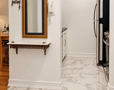 601 Chestnut - Photo Thumbnail 1