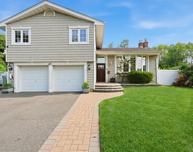 47 Orange Dr - Photo Thumbnail 2