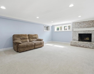 47 Orange Dr - Photo Thumbnail 32