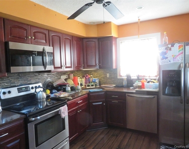 9 Palfrey St - Photo Thumbnail 3