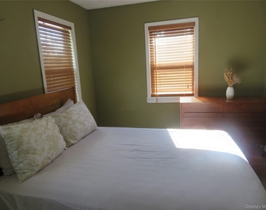 9 Palfrey St - Photo Thumbnail 2