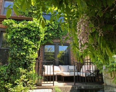 9001 63rd Avenue - Photo Thumbnail 6