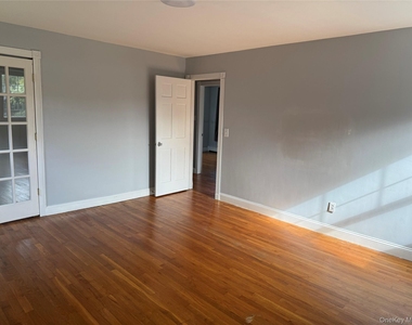 3123 Douglas Drive - Photo Thumbnail 16