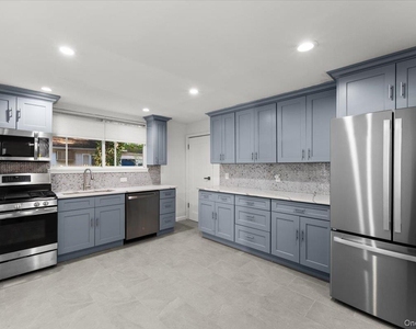 19 Gilchrest Road - Photo Thumbnail 8