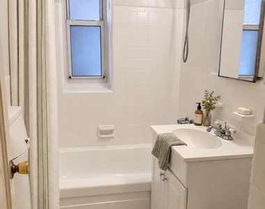 33-25 81 Street - Photo Thumbnail 12
