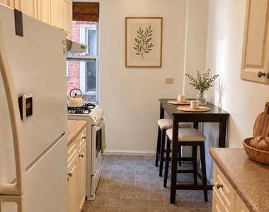 33-25 81 Street - Photo Thumbnail 4