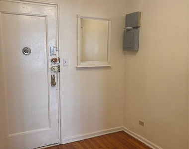 33-25 81 Street - Photo Thumbnail 2