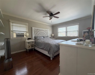 17 Renee Place - Photo Thumbnail 11