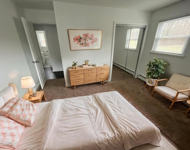 11-21 Ashdown Road - Photo Thumbnail 17