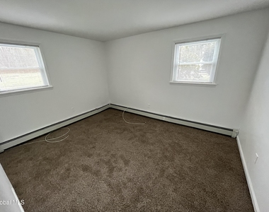 11-21 Ashdown Road - Photo Thumbnail 15