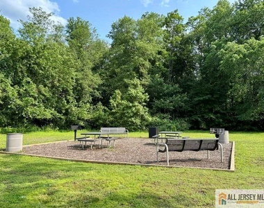25 Cyprus Lane - Photo Thumbnail 8