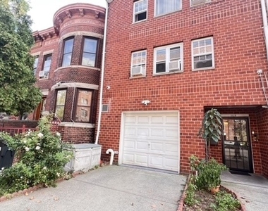 2810 Beverley Road - Photo Thumbnail 16