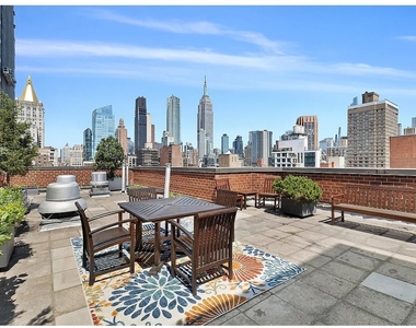 200 E 27th Street - Photo Thumbnail 8