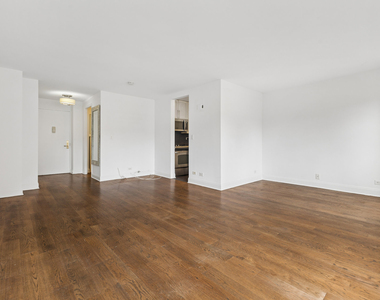 200 E 27th Street - Photo Thumbnail 1