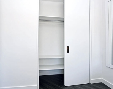 250 East Houston Street - Photo Thumbnail 4