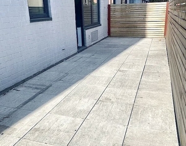 250 East Houston Street - Photo Thumbnail 9