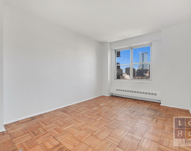 575 Grand Street - Photo Thumbnail 9