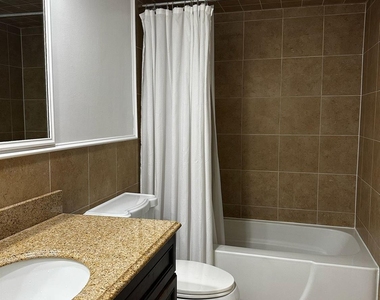 701 Woodbridge Commons Way - Photo Thumbnail 8