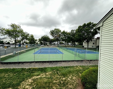 701 Woodbridge Commons Way - Photo Thumbnail 21