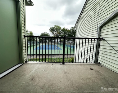 701 Woodbridge Commons Way - Photo Thumbnail 22